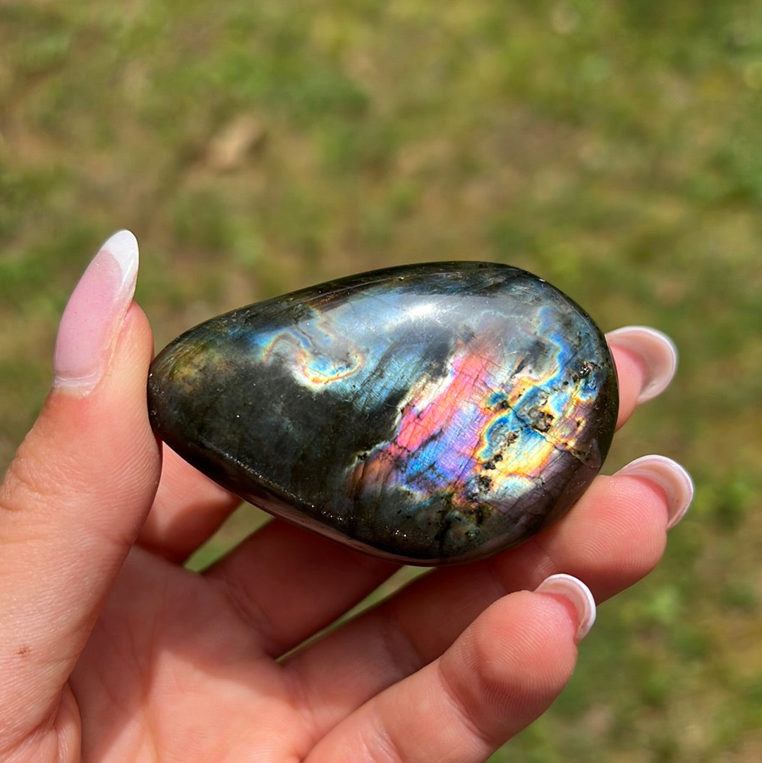 Labradorite Palm Stone (#130) - Simply Affinity