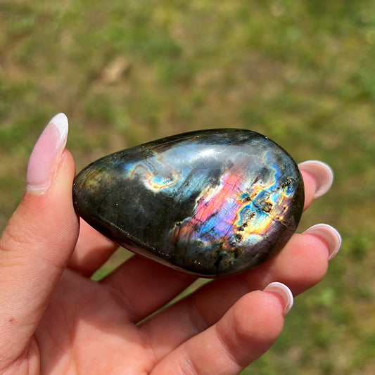 Labradorite Palm Stone (#130) - Simply Affinity