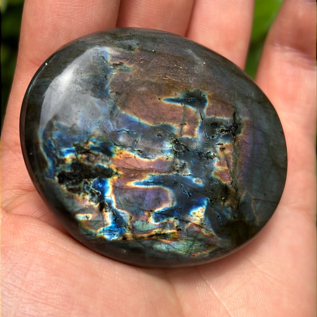 Labradorite Palm Stone (#128) - Simply Affinity