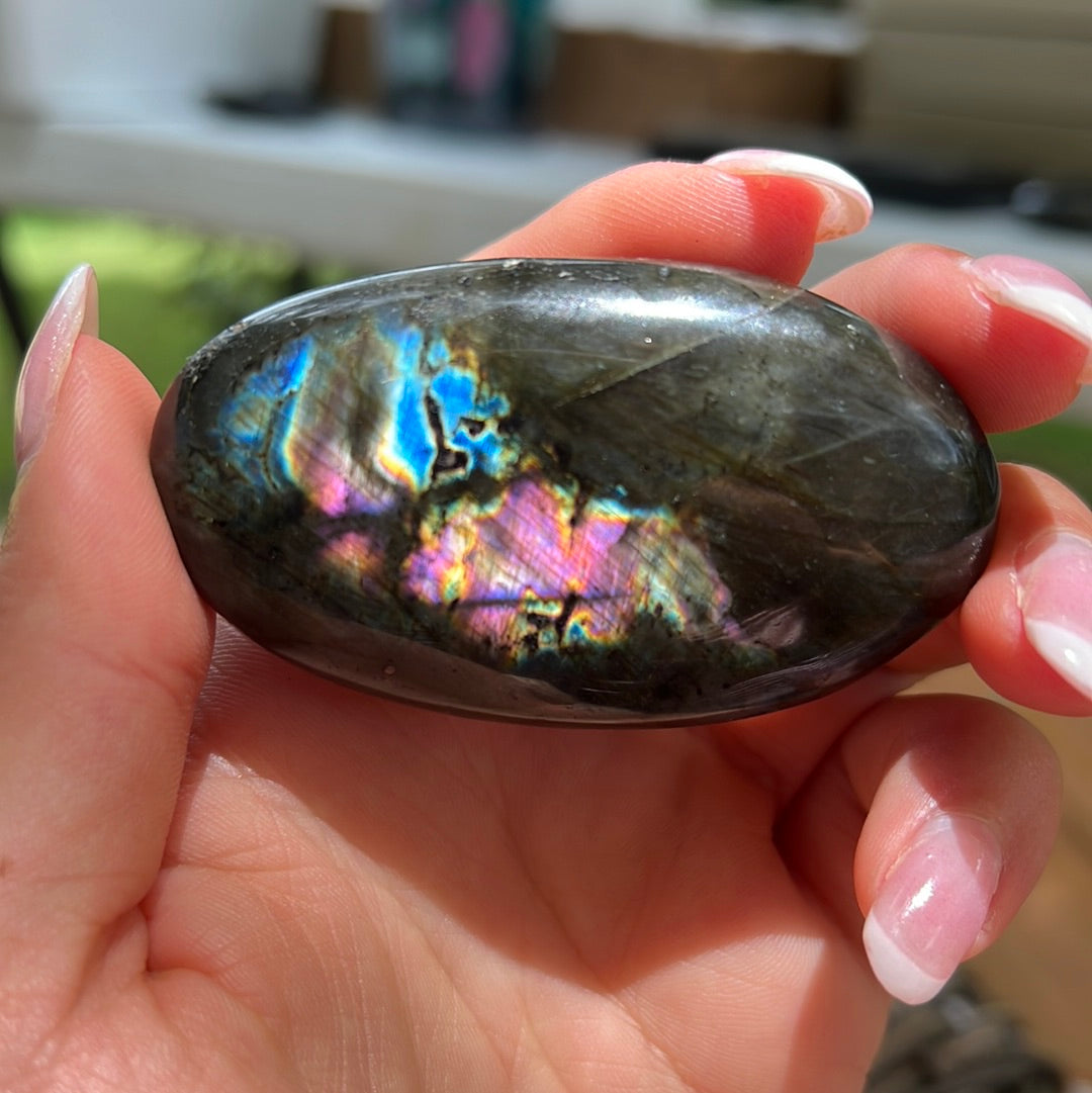 Labradorite Palm Stone (#116) - Simply Affinity