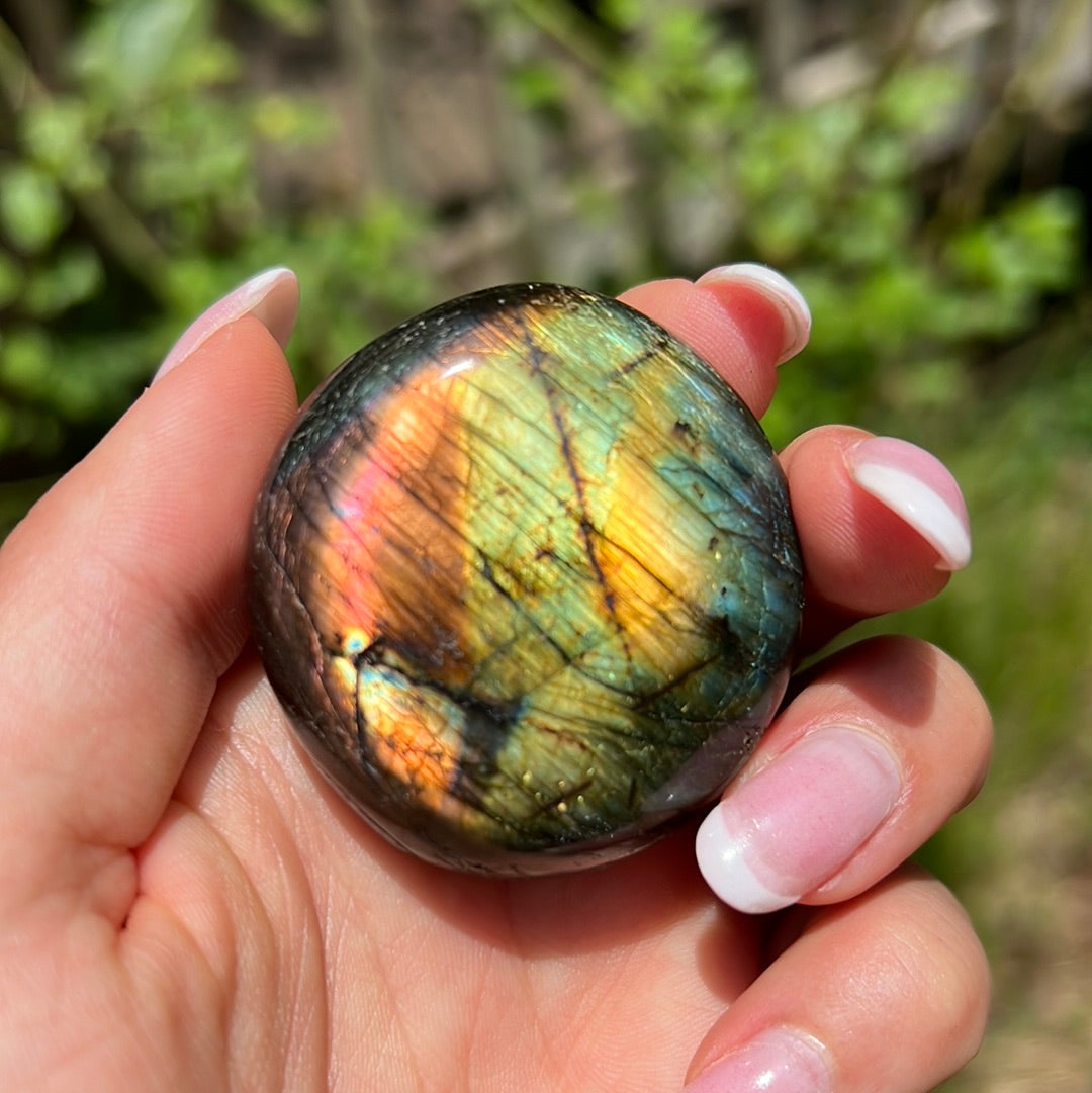 Labradorite Palm Stone (#123) - Simply Affinity